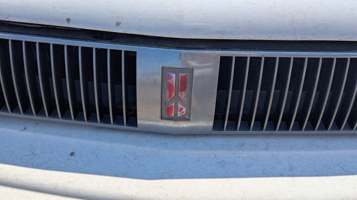 junkyard find 1993 oldsmobile cutlass ciera s with 306 842 miles