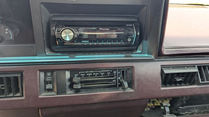 junkyard find 1993 oldsmobile cutlass ciera s with 306 842 miles