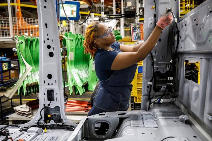 ford-fy-2025-revenue-forecast-to-be-slightly-higher-despite-tough-fourth-quarter tacika.ru