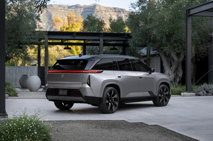 toyota makes highlander all electric for 2027