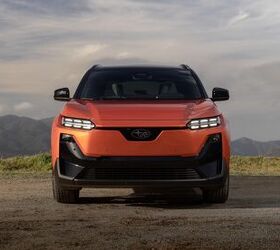 see more photos of the 2026 subaru uncharted