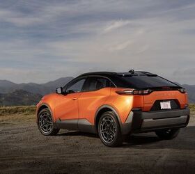 see more photos of the 2026 subaru uncharted