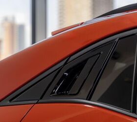 see more photos of the 2026 subaru uncharted