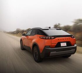 see more photos of the 2026 subaru uncharted