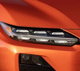 see more photos of the 2026 subaru uncharted
