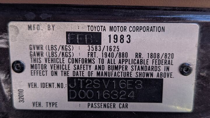 junkyard find 1983 toyota camry le sedan