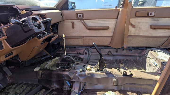 junkyard find 1983 toyota camry le sedan