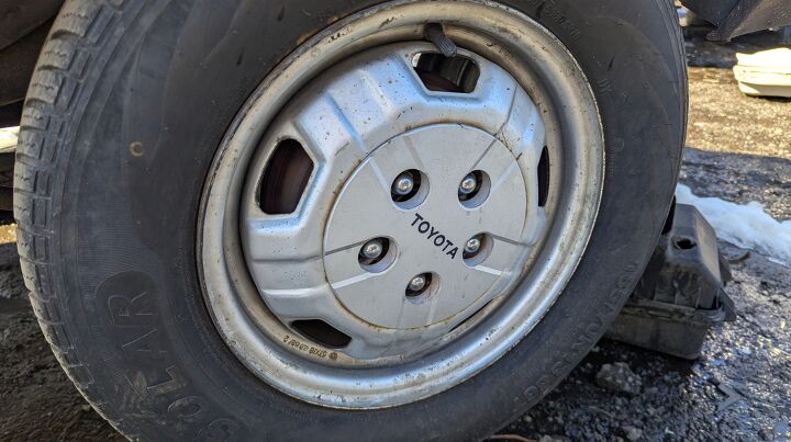 junkyard find 1983 toyota camry le sedan
