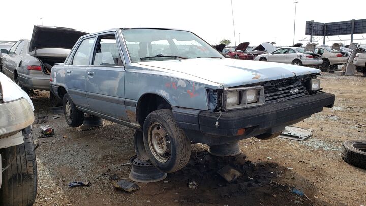 junkyard find 1983 toyota camry le sedan