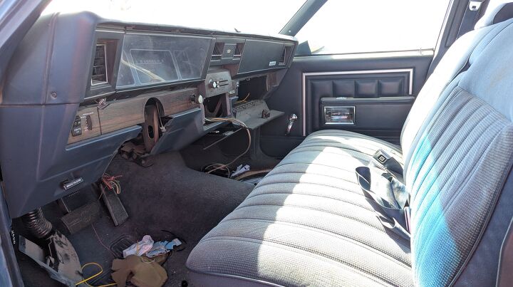 junkyard find 1989 chevrolet caprice sedan