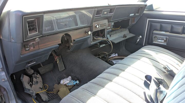 junkyard find 1989 chevrolet caprice sedan