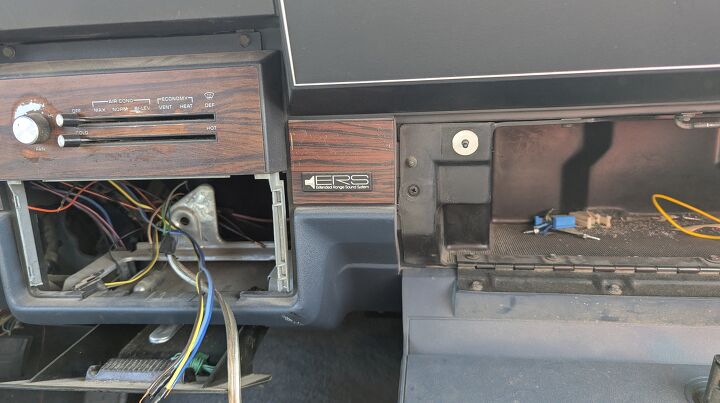 junkyard find 1989 chevrolet caprice sedan