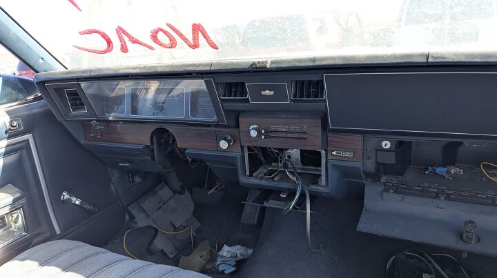 junkyard find 1989 chevrolet caprice sedan
