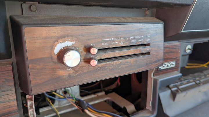 junkyard find 1989 chevrolet caprice sedan