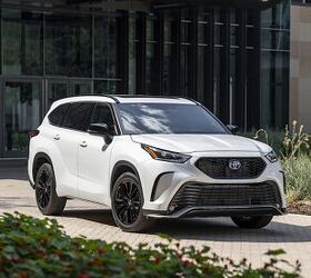 toyota recalls 550k highlanders due to rear seat issue