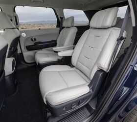 hyundai issues stop sale for top two trim levels of 2026 palisade