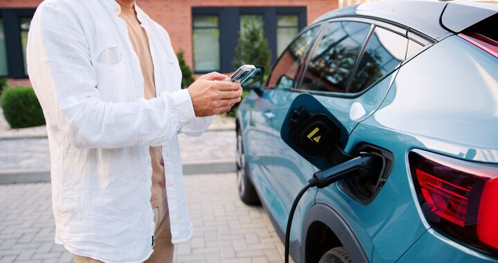 report auto finance departments worried about losing billions on used evs