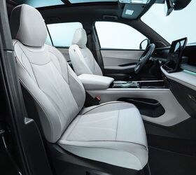 volkswagen reveals bigger bolder stronger 2027 atlas in new york