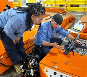 factory zero gm idles electric truck plant again