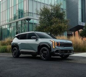 kia unveils bigger roomier seltos at new york auto show