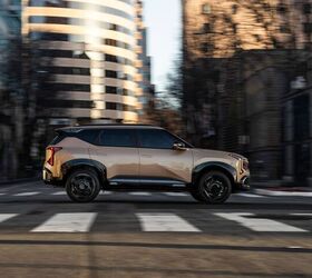 see more photos of the 2027 kia seltos