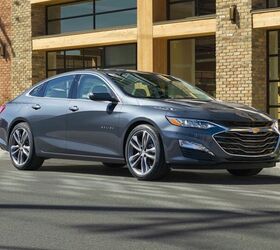 gm recalling 270k chevrolet malibus due to issue with screen
