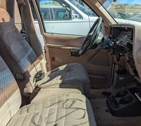 junkyard find 1993 ford explorer eddie bauer 4 door 4wd