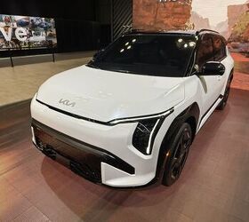 see photos of the 2027 kia ev3