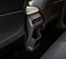 see photos of the 2027 kia ev3