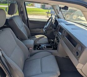 used car of the day 2006 jeep commander