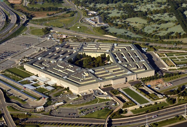 pentagon asks u s automakers to start building weapons