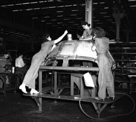 pentagon asks u s automakers to start building weapons