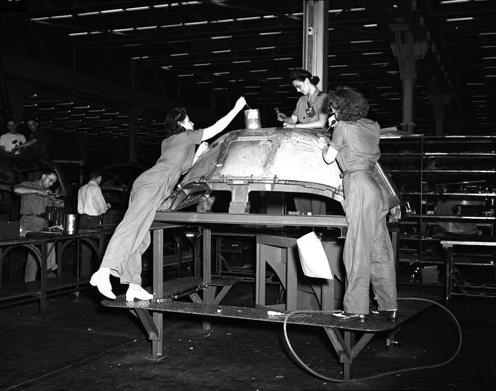 pentagon asks u s automakers to start building weapons