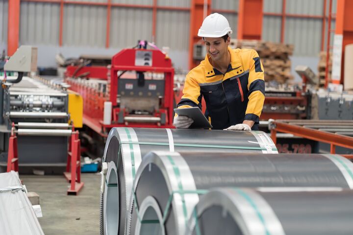 automakers worried about new aluminum shortages raw material prices