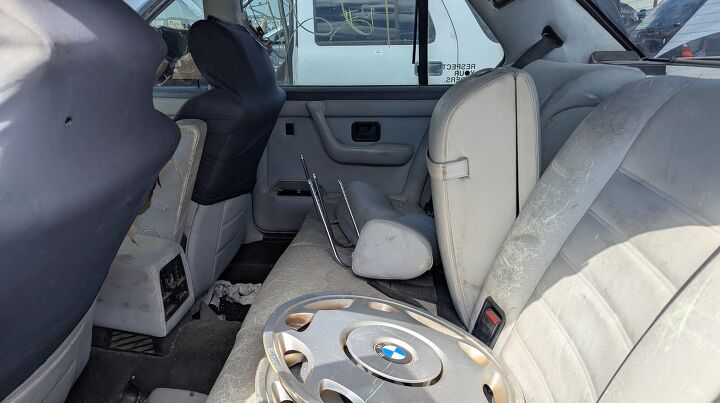 junkyard find 1986 bmw l7