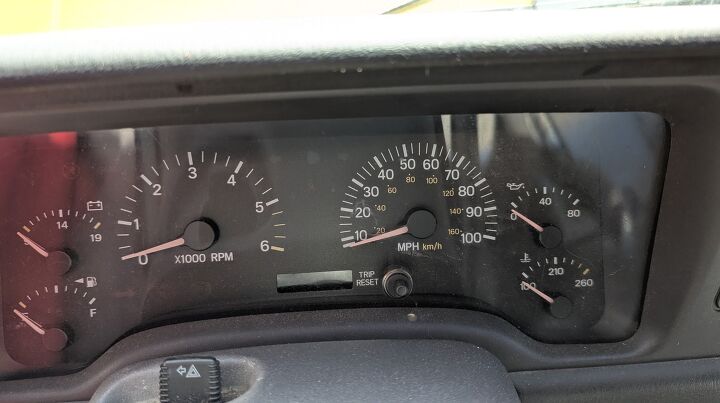 junkyard find 2000 jeep cherokee sport freedom edition