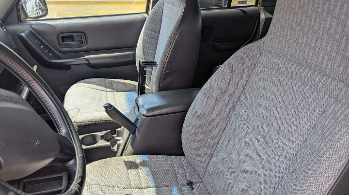 junkyard find 2000 jeep cherokee sport freedom edition