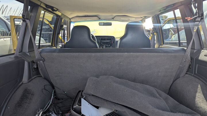 junkyard find 2000 jeep cherokee sport freedom edition