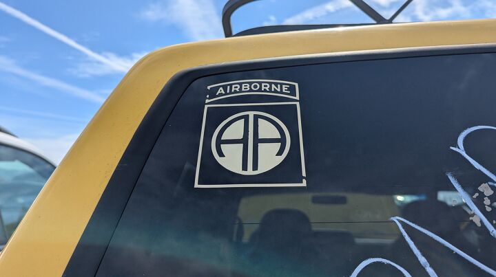 junkyard find 2000 jeep cherokee sport freedom edition