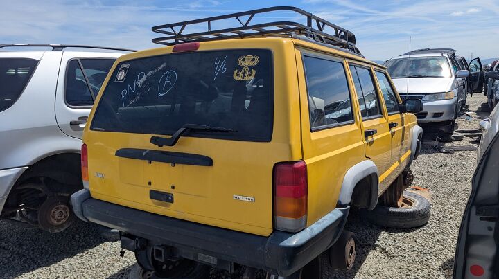 junkyard find 2000 jeep cherokee sport freedom edition