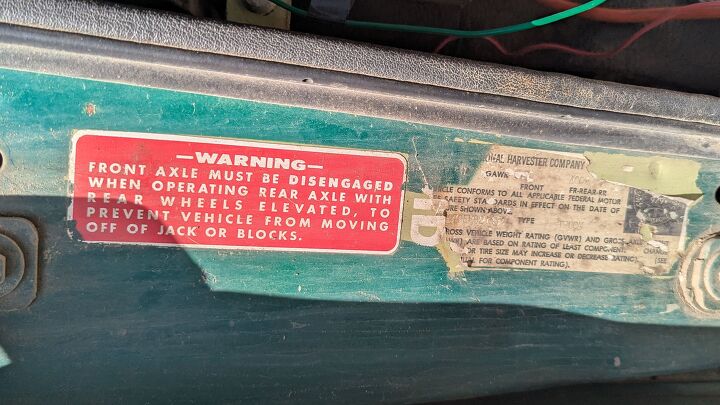 junkyard find 1975 international harvester 200 4x4 pickup