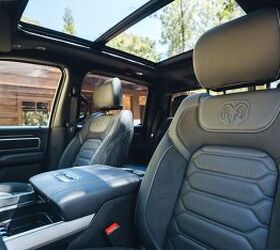 Ram 與 Roush 聯手打造首款越野皮卡：Ram 1500 Direct Connection
