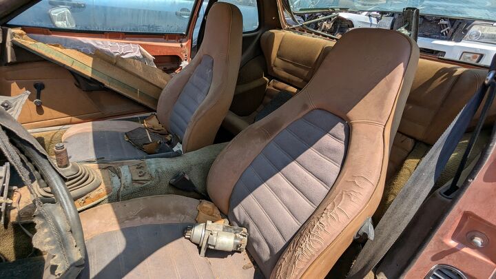 junkyard find 1977 porsche 924