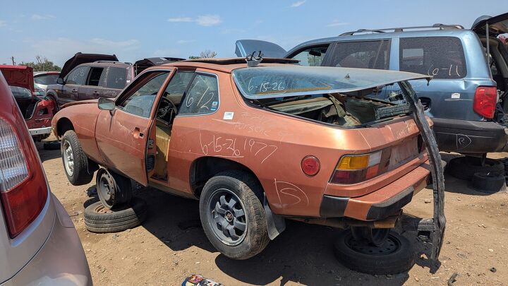 junkyard find 1977 porsche 924