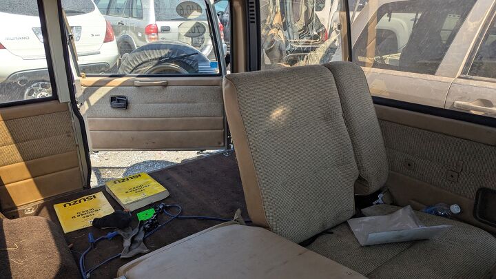 junkyard find 1986 isuzu trooper ii ls
