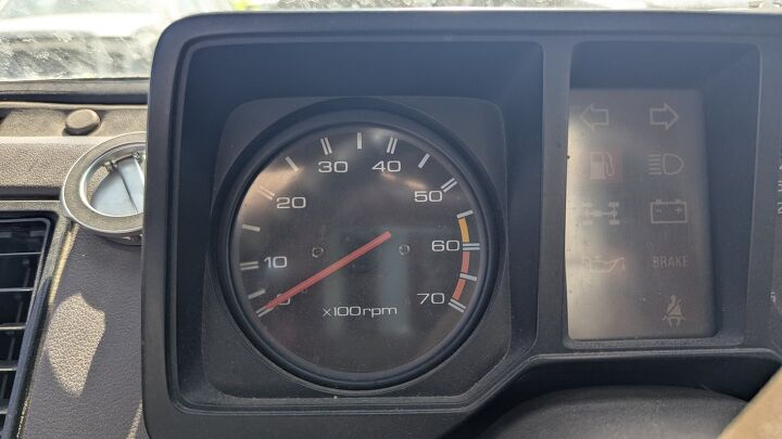 junkyard find 1986 isuzu trooper ii ls