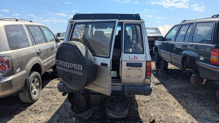 junkyard find 1986 isuzu trooper ii ls