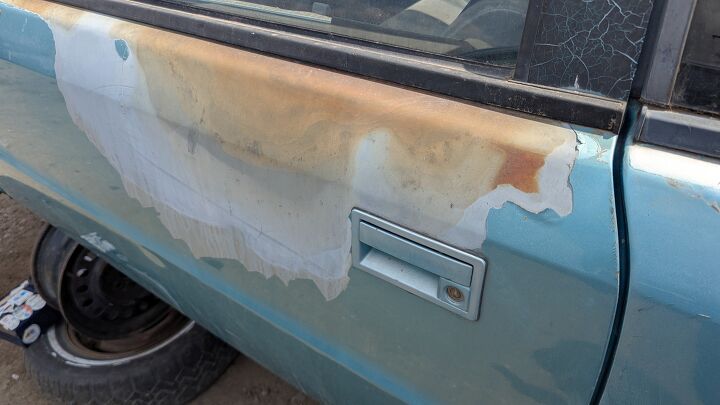 junkyard find 1992 plymouth sundance duster