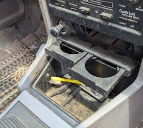 junkyard find 1992 plymouth sundance duster