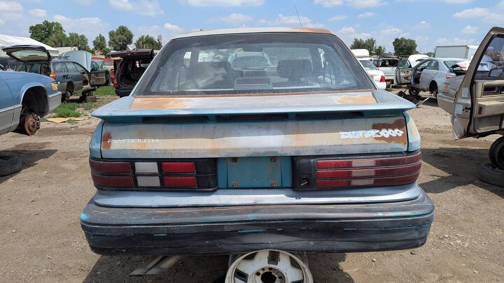 junkyard find 1992 plymouth sundance duster